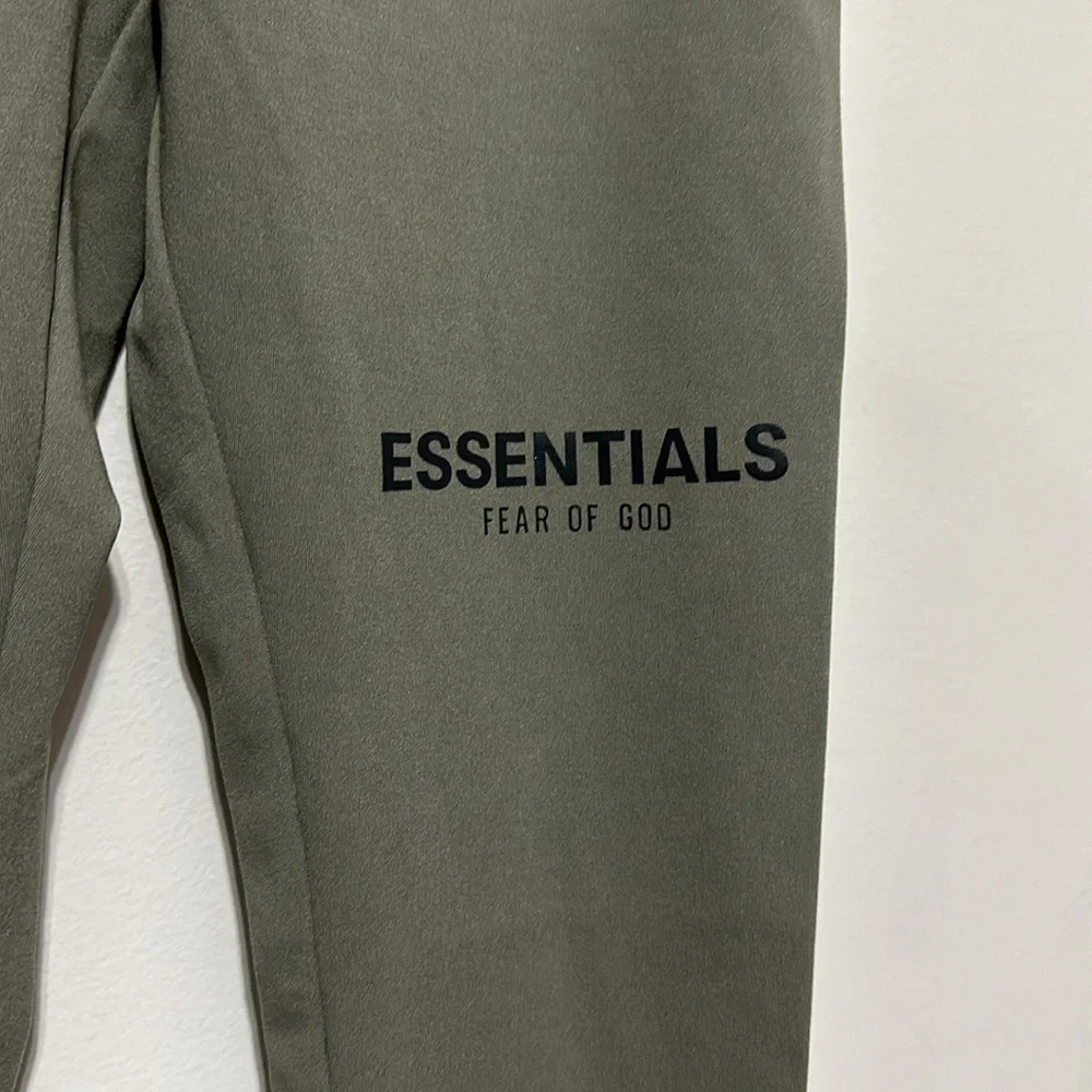 Essentials - image 4